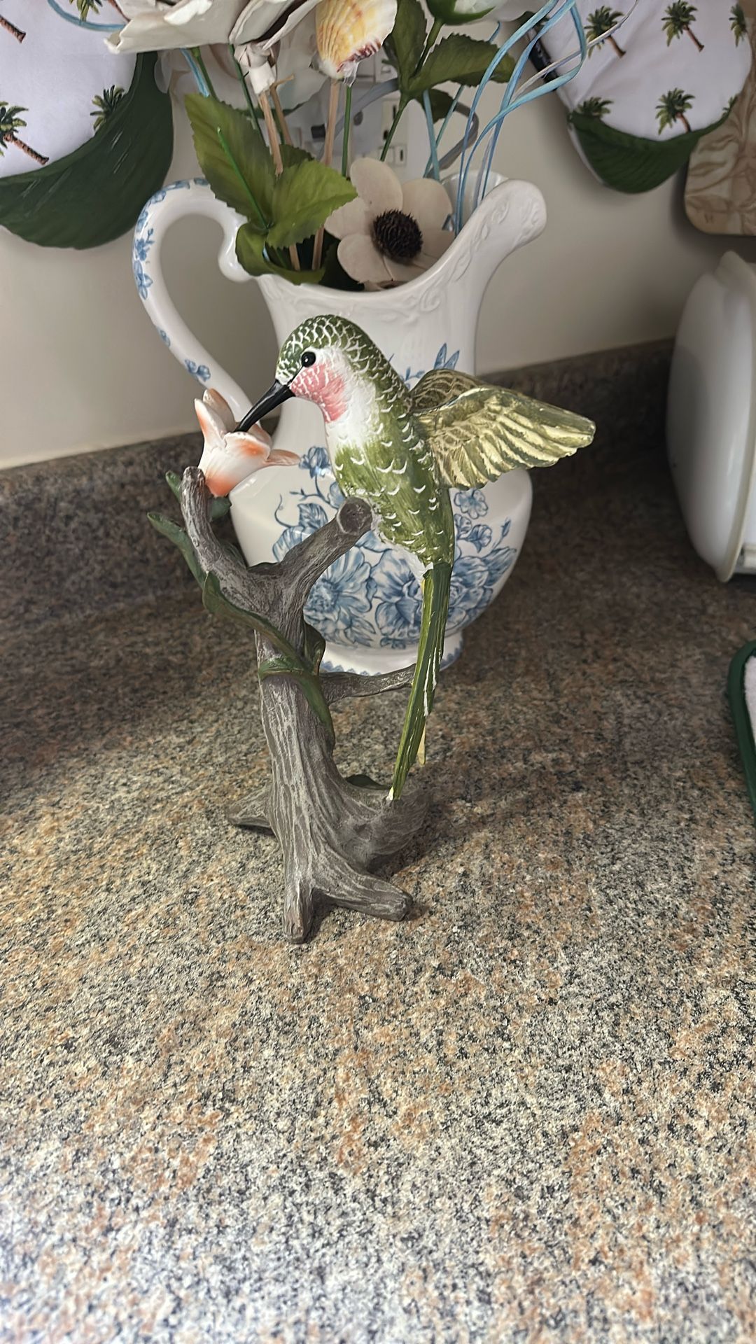 Hummingbird Figurine
