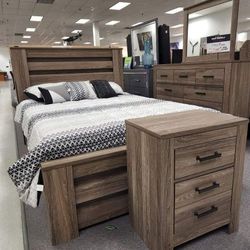 Zelen Warm Gray Panel Bedroom Set