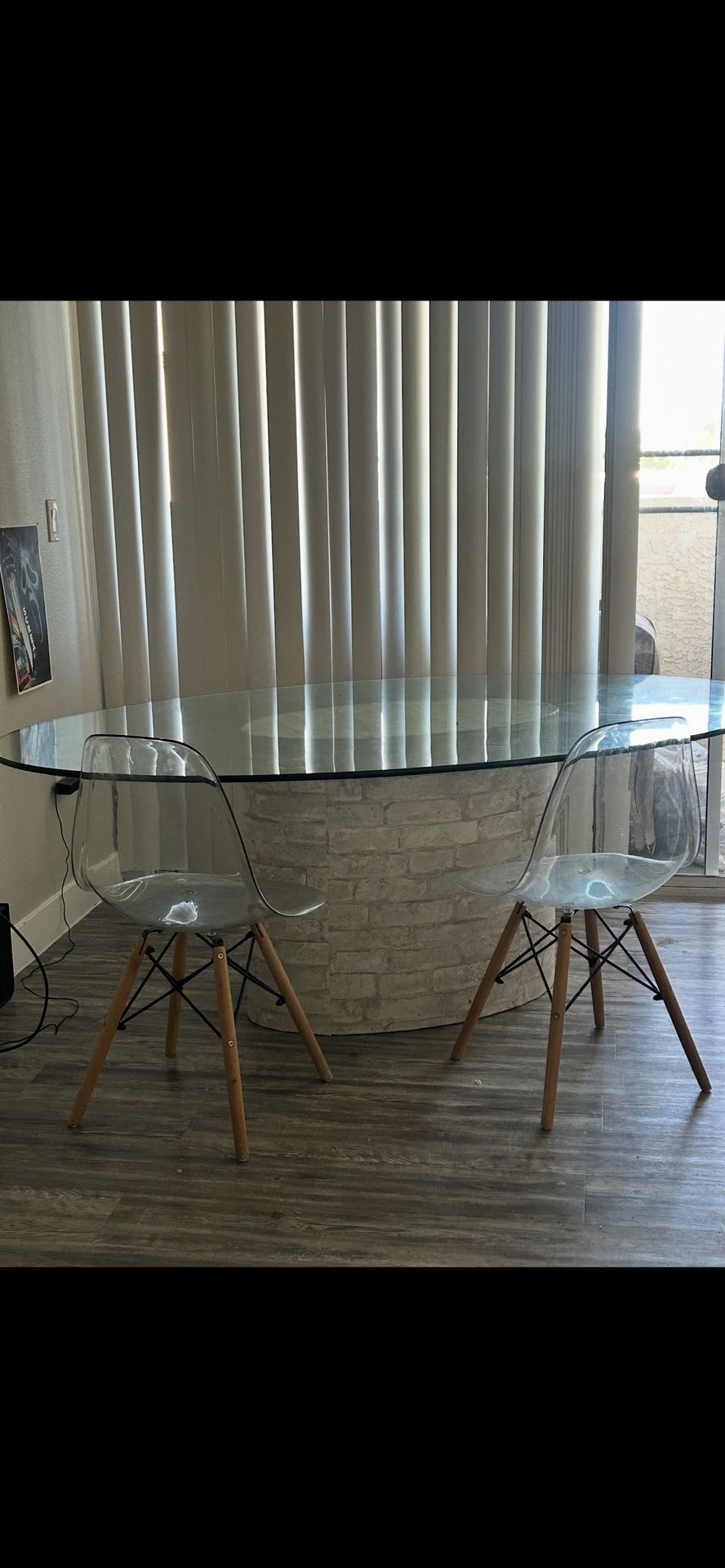 Dining Table with Oval Glass