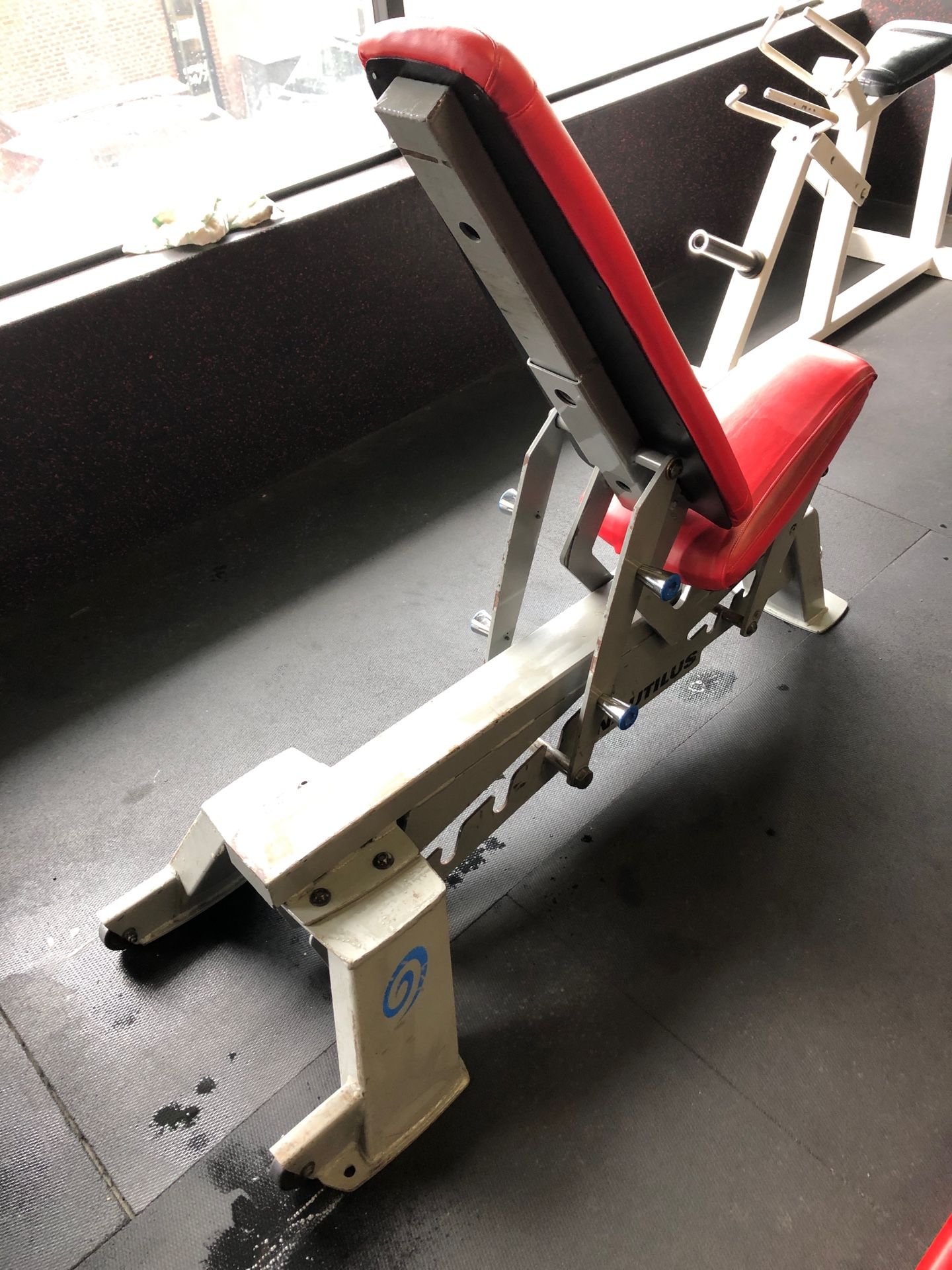 Nautilus 0-90 Degree Adjustable Utility Bench for Sale. $500.