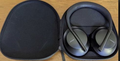 Bose Noise Cancelling Headphones 700