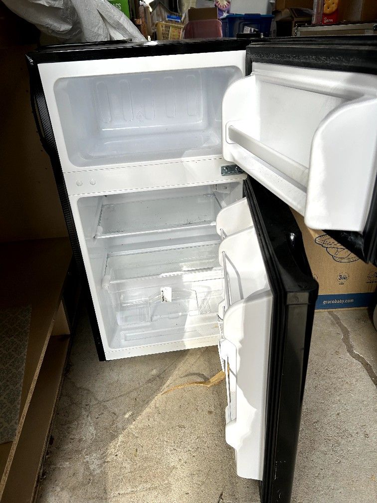 Energy Star Small Frige/freezer