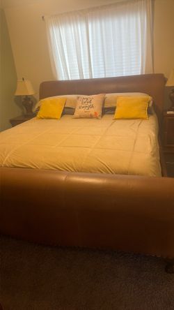 King bed with mattress