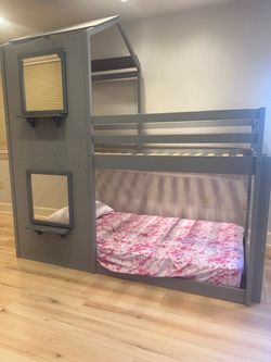 House bunk bed