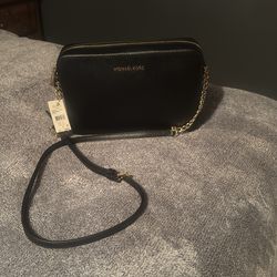 Michael Kors Jet Set Large Leather Crossbody Bag In Black  Nueva