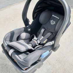 UPPAbaby Mesa V2 Infant Car Seat/Easy Installation/Innovative SmartSecure Technology/Base + Robust Infant Insert Included/Direct Stroller Attachment/J