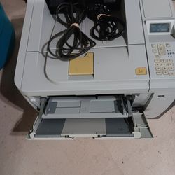 HP LaserJet P3015 PRINTER