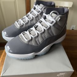 Air Jordan 11 Retro "Medium Grey/Multi-Color" Size 8.5 (US