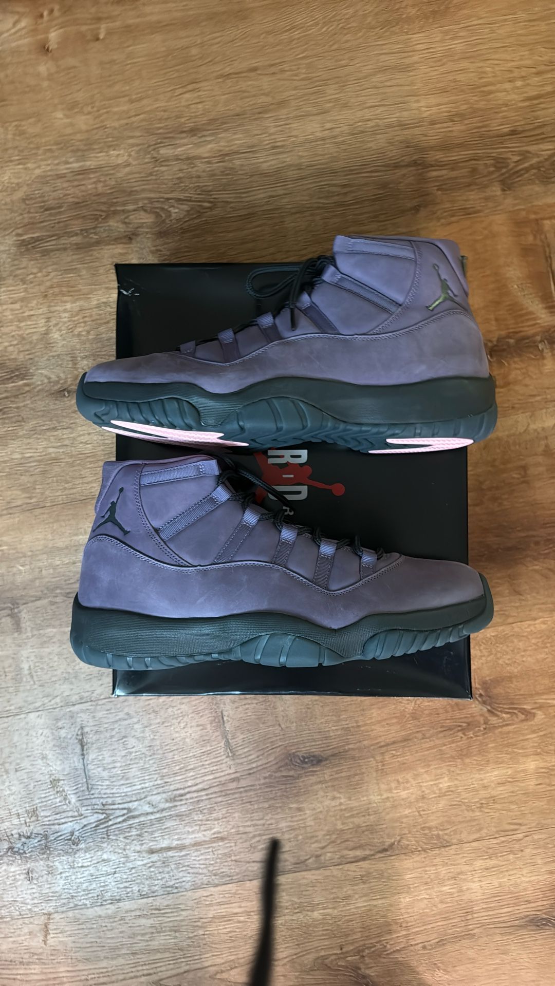 Jordan 11  Mojave  Vegas Release 