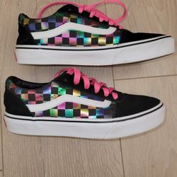 VANS For Girls/ Women,  Size 3,5... $30
