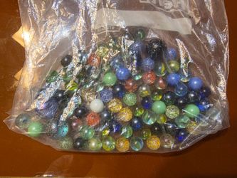 Mixed Bag of Small /  Large Assorted Marbles Good Condition