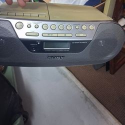 Sony Cd Player/ Radio