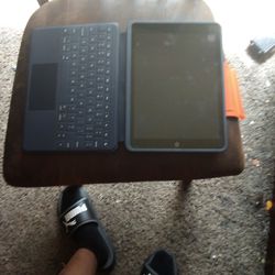 iPad Air 12.9 10 Generation With Keyboard 