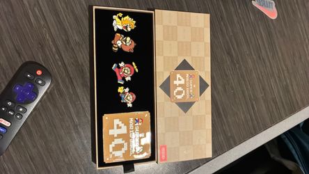Super Mario Bros. 40th Anniversary Nintendo Pin Set