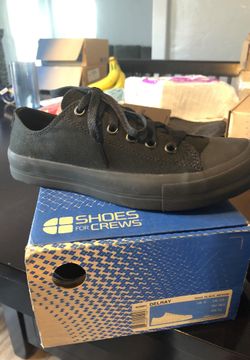 Women’s work shoes size 6