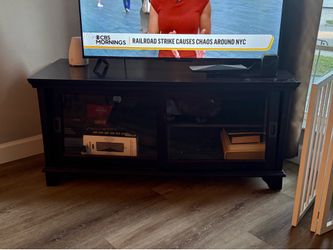 Tv stand