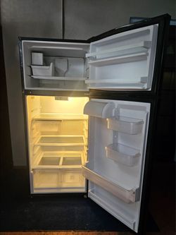 💥🔆❄️Whirlpool❄️🔆💥 Black Fridge in Great Condition