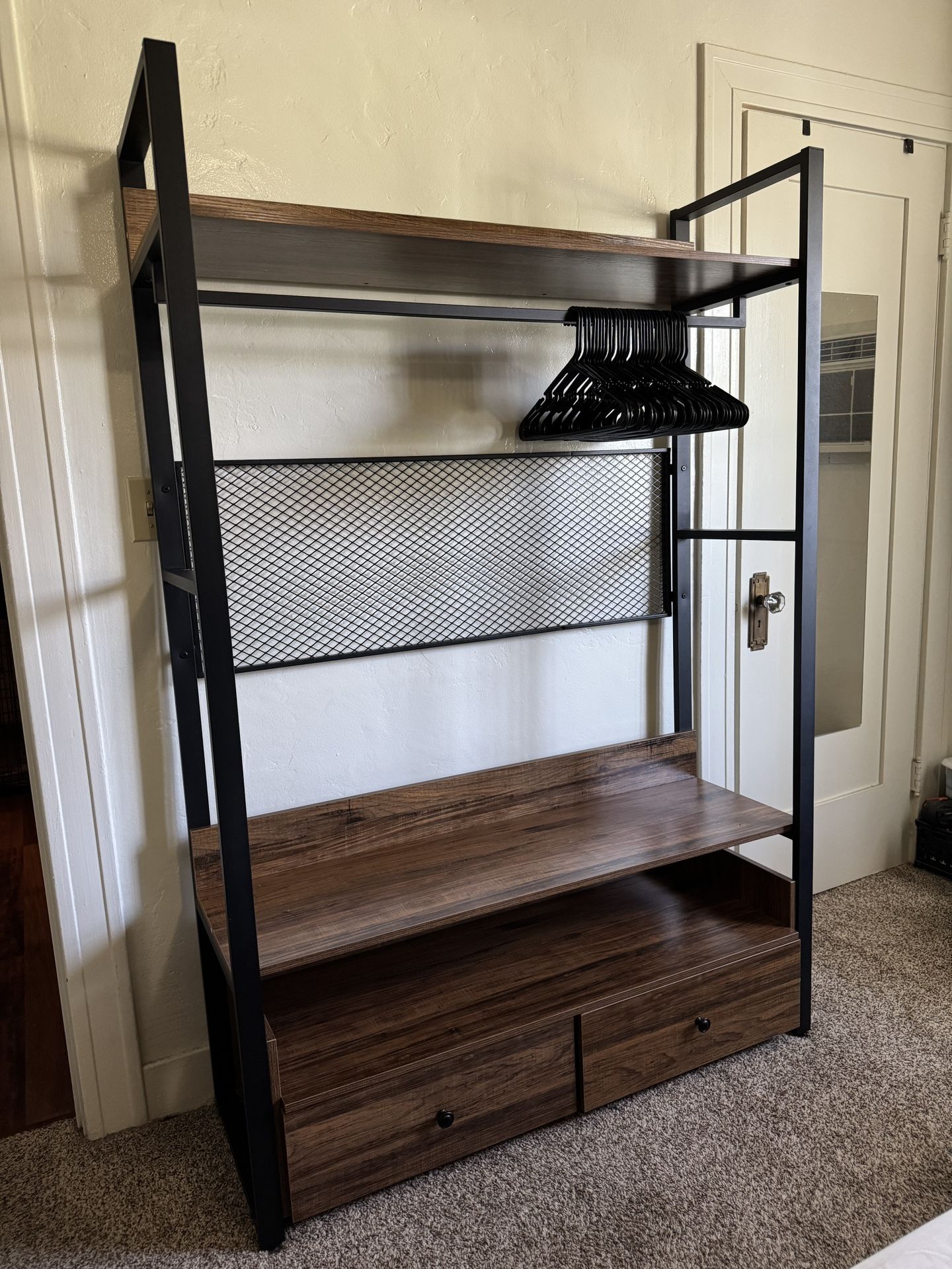 Armoire