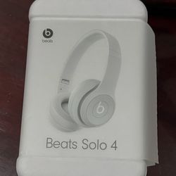 Beats 4 Headphone