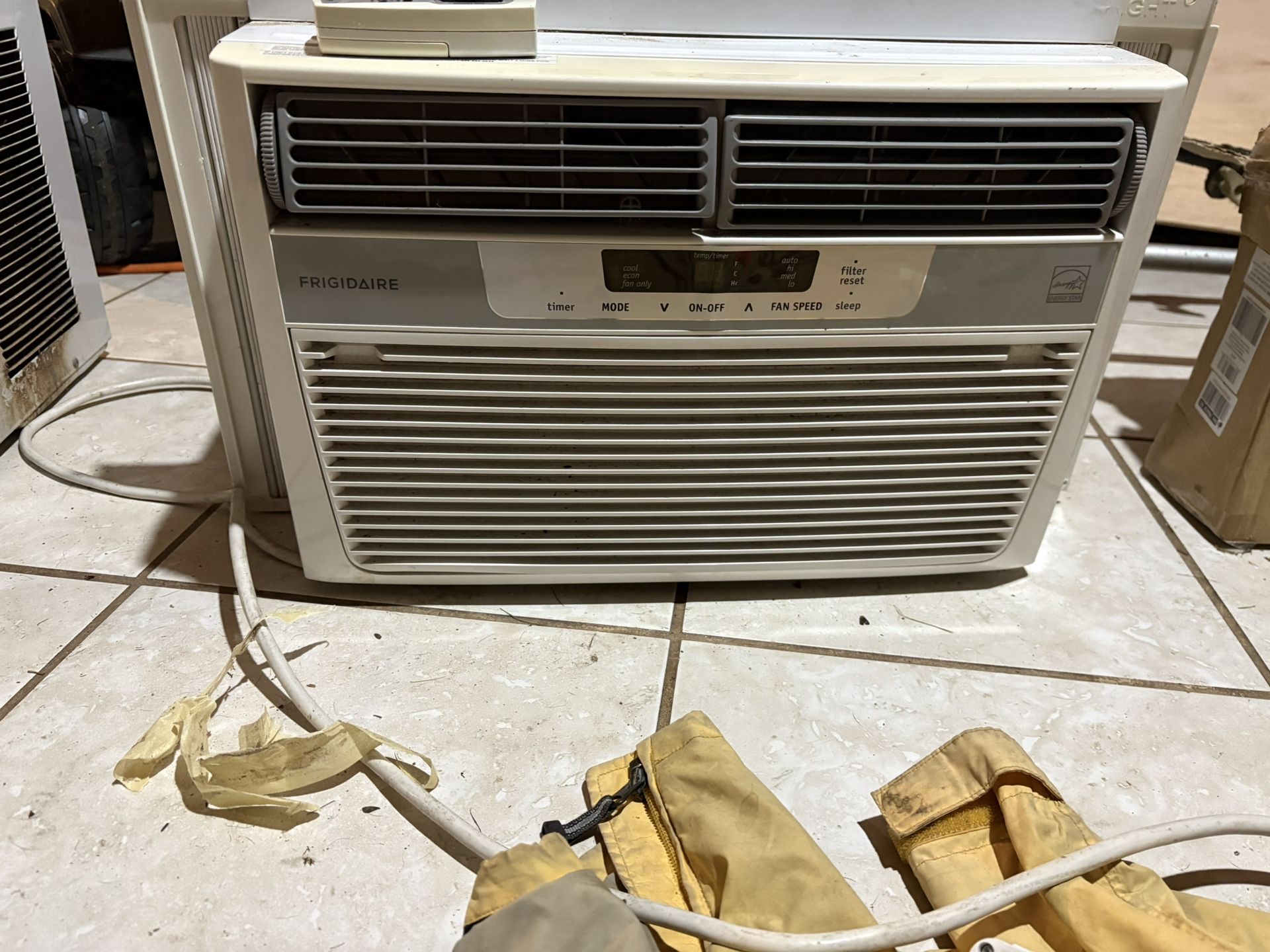 Frigidaire Air condition And LG