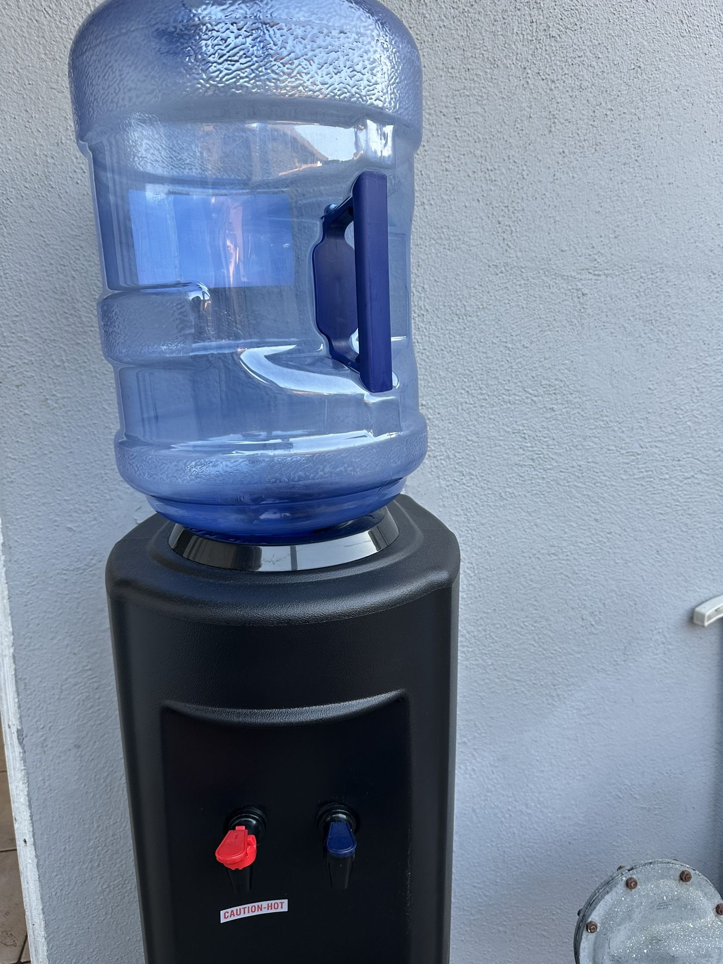 Water dispenser
