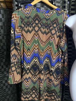Ladies tunic, earth- toned. Bell sleeves, l-xl
