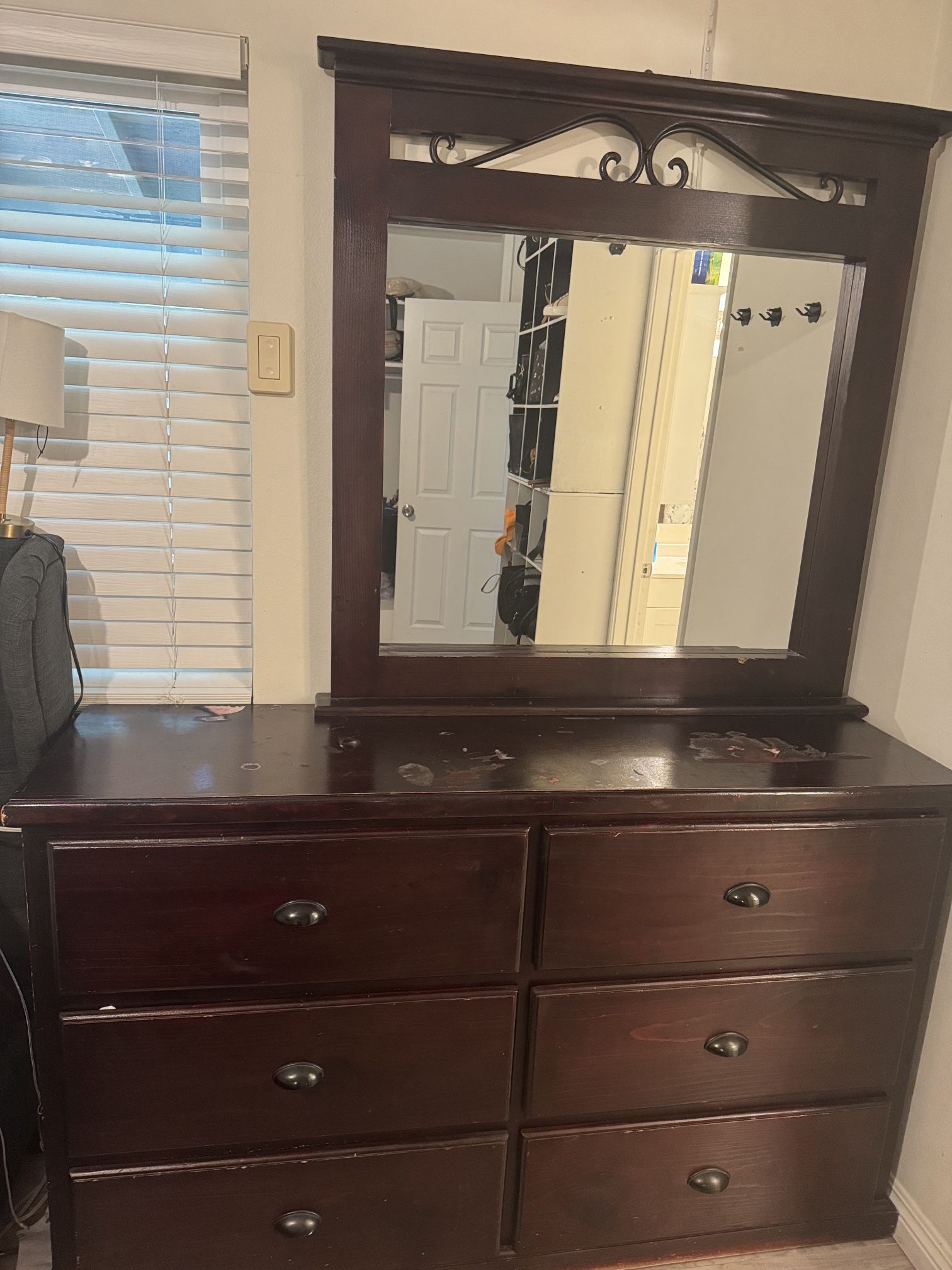 6 Drawer Dresser With Mirror