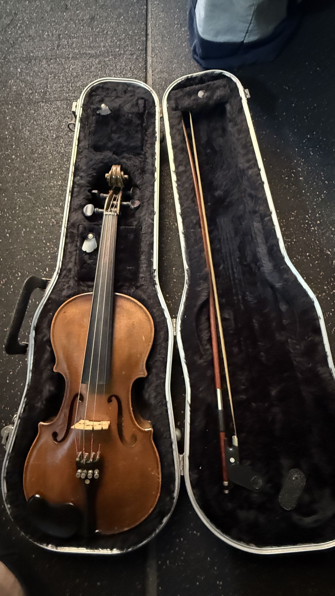 Vintage Violin 