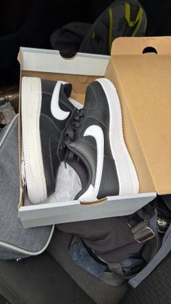 NIKE AF1 Size 8.5 MENS
