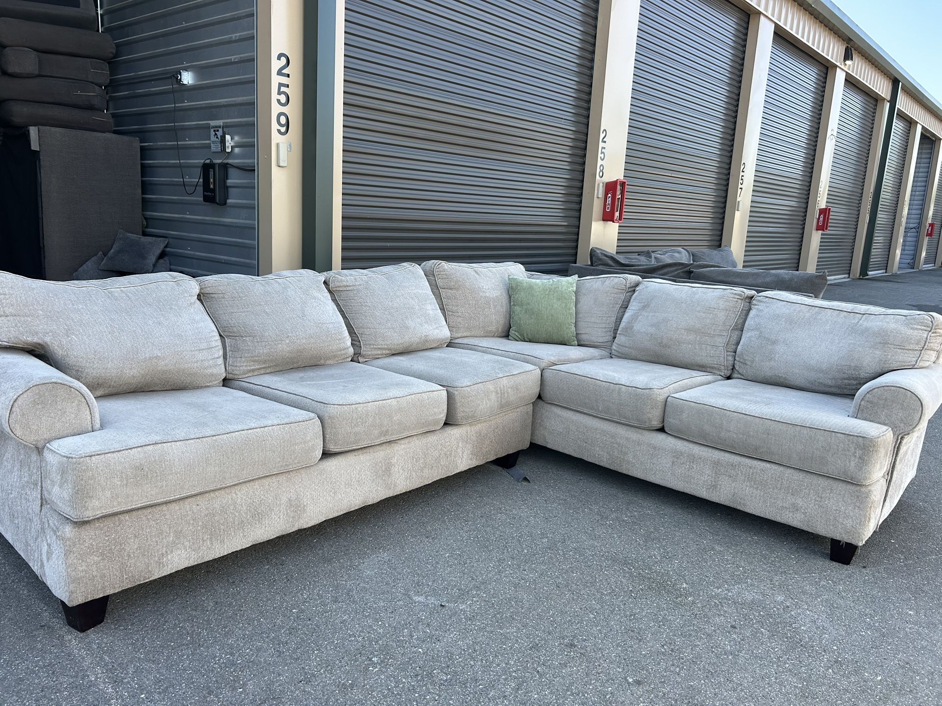 Sectional Couch 