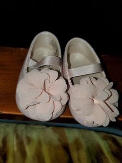 Infant 0 to 3 months crib shoes