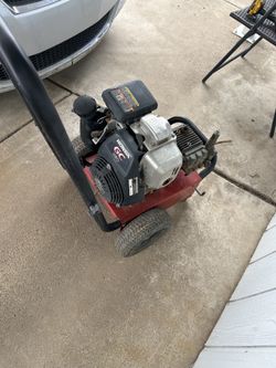 Honda pressure washer/ dewalt 18 no battery circular saw and drill