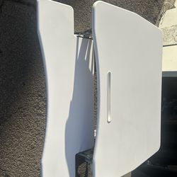 Veridrsks office Standing desks like new black & white