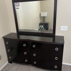 Dresser and Night Stand Set