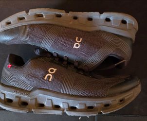 the On Cloudgo in the Black/Eclipse colorway.