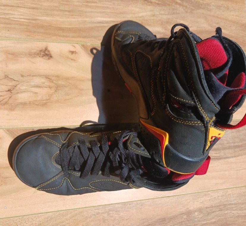Nike Air Jordan 7 Retro 'Citrus' Black/Red GS Size 4 Y