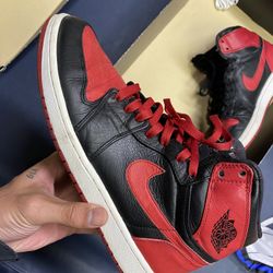 Jordan Banned 1s 
