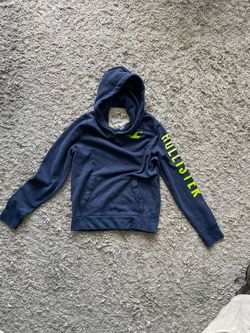 Hollister Hoodie size Medium