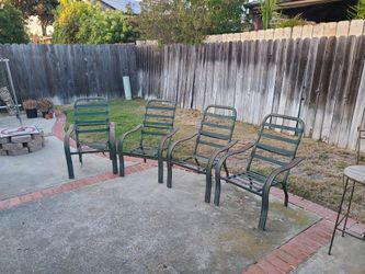 Ourdoor steel and vinyl seating