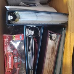 Box with 4 binders of sports cards