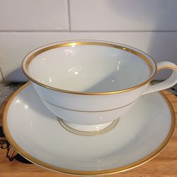 This teacup and the saucer set is from the Princess Heritage collection by Princess House.