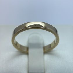 14 k Gold Ring. New. 