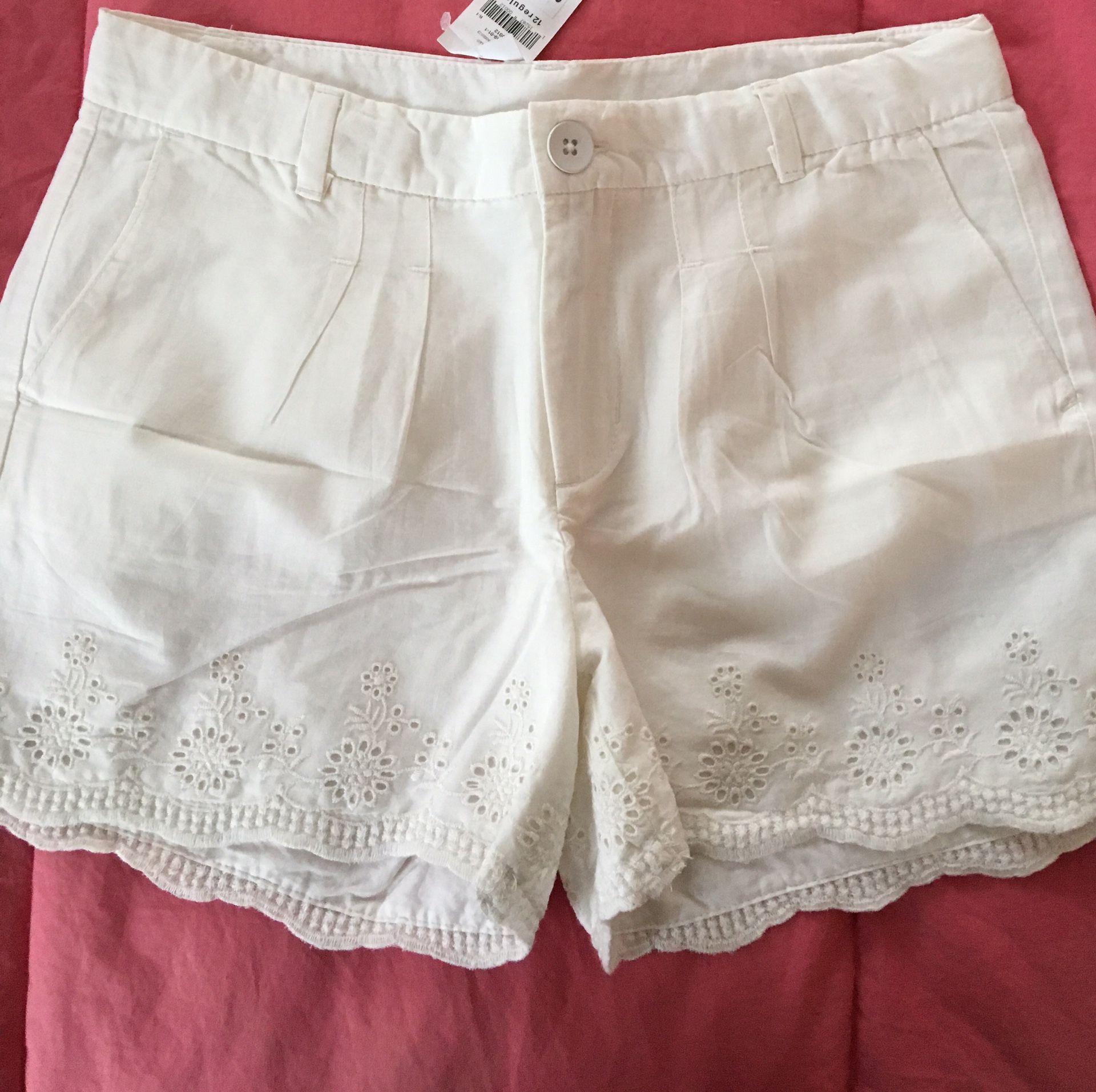 New gap shorts. Size 12