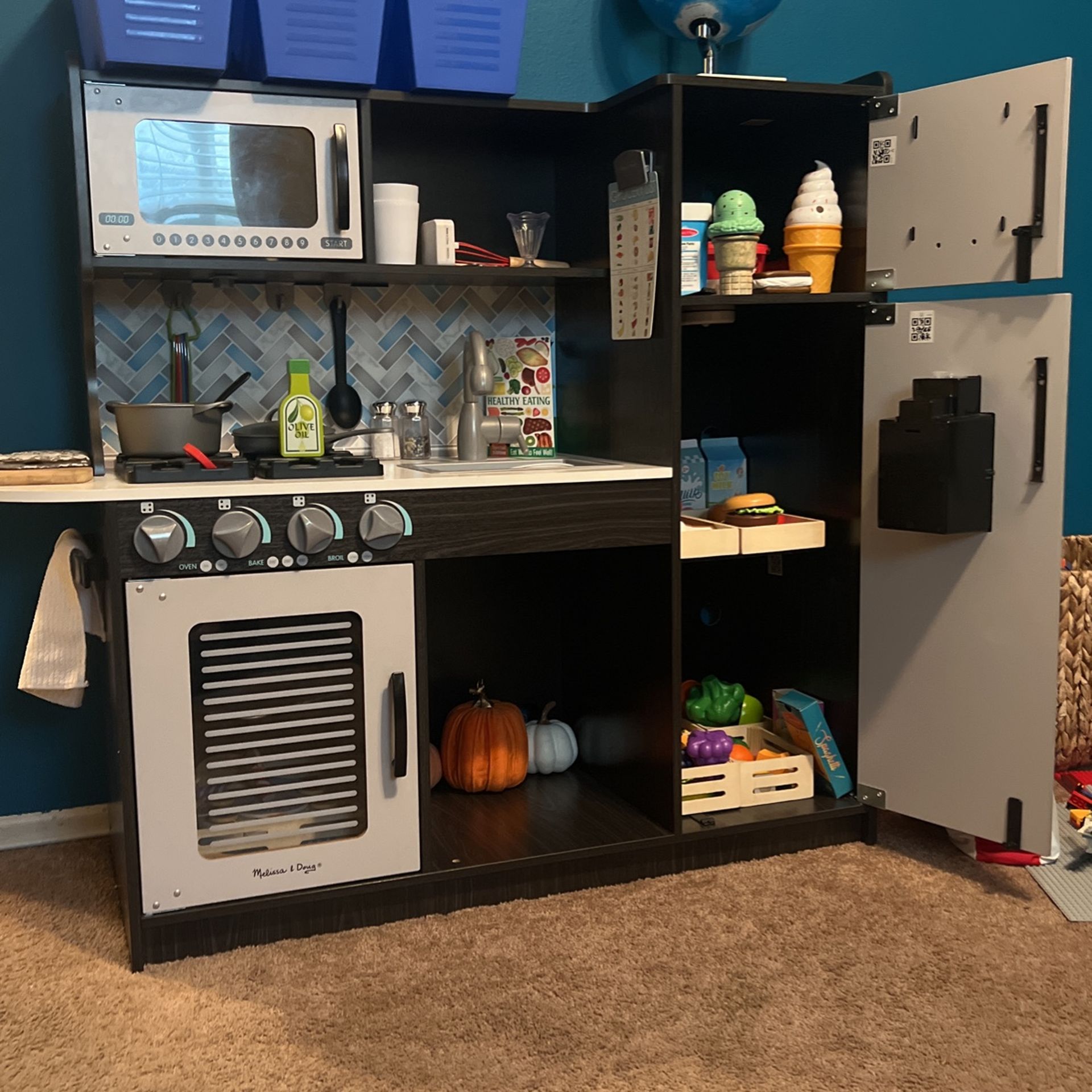 Melissa and Doug Kitchen Playset