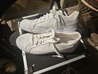 Nikes Size 10