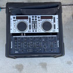 Velocity Numark Turn Table