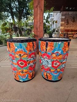 Talavera Medium Size Tall Clay Pots, Planters,Plants, Pottery $70 cada uno.
