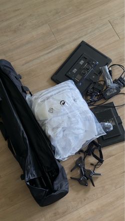 Complete Photo & Video Studio Kit – 2 NEEWER LED Lights + Backdrop System + Batteries