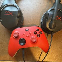Xbox One And Hyper X Headset 