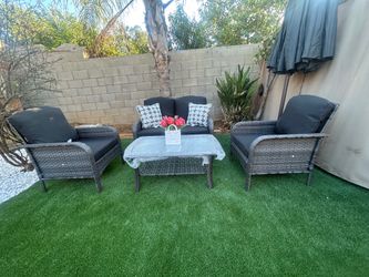 Patio furniture set outdoor new in the box